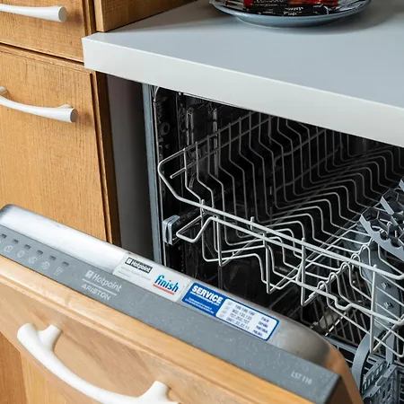 Old Town Colourful By Bookinghost Варшава